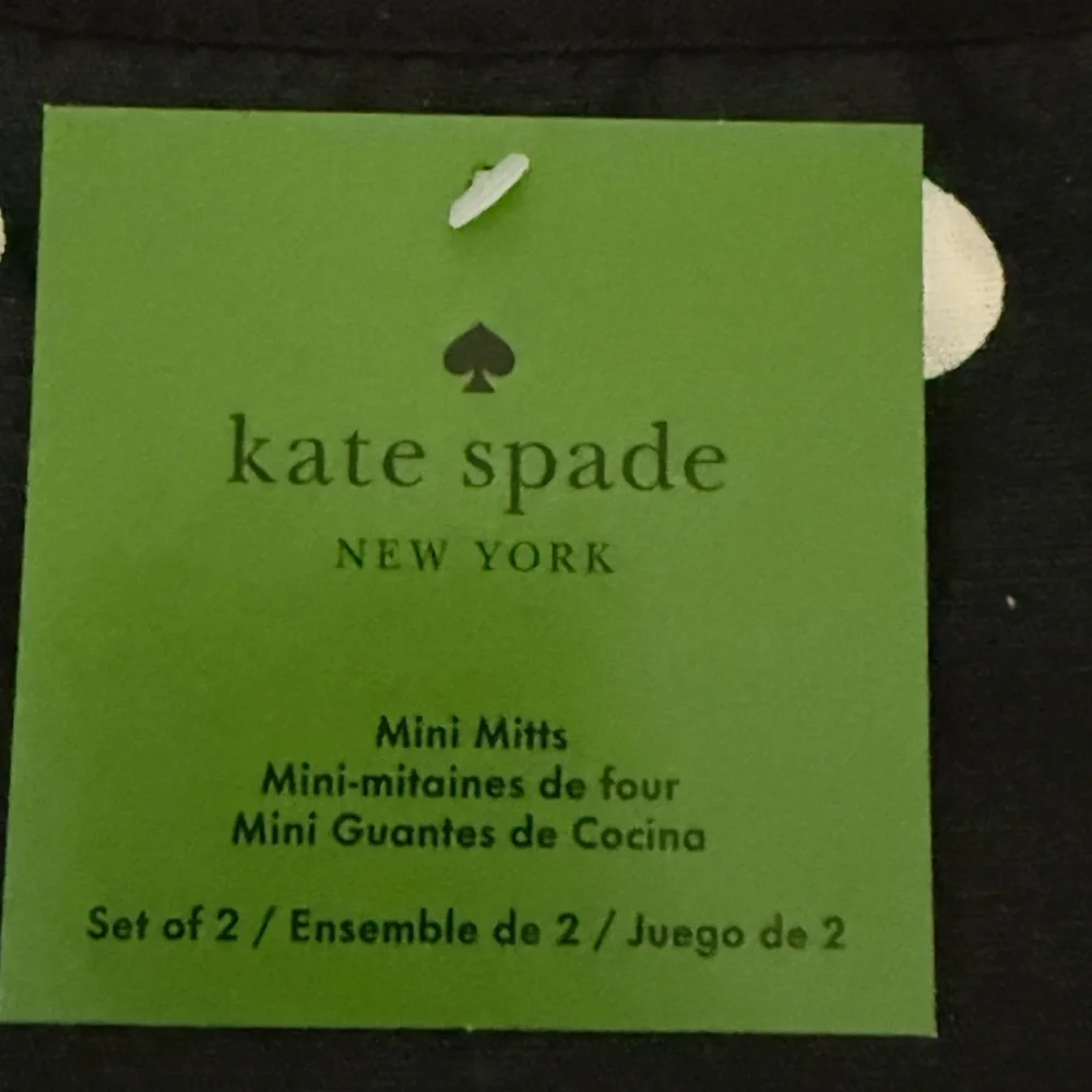 kate spade Black and White Polka Dot (3) Kitchen Towels & Mitt Set NWT